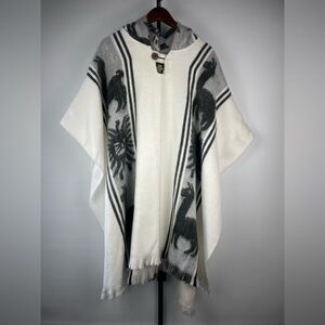 Inti‎ Threads White Black Alpaca Wool Blend Knit Hooded Ecuador Boho Cozy Poncho